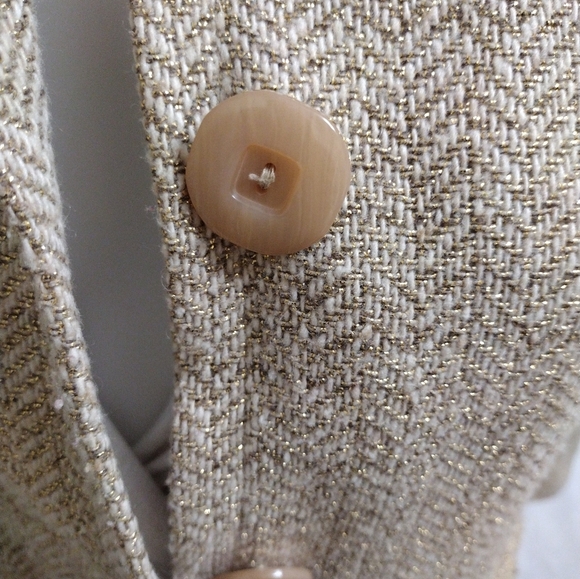 Moda International Beige With Gold Foil Coat - Picture 6 of 11